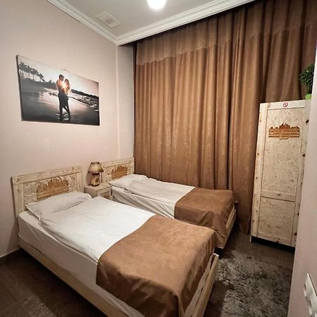 Hotel California Boutique Erywań Zewnętrze zdjęcie