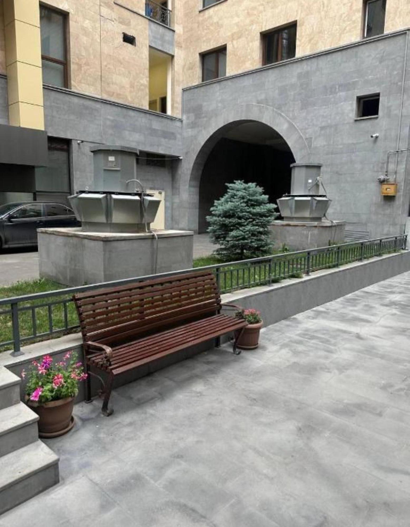Hotel California Boutique Erywań Zewnętrze zdjęcie