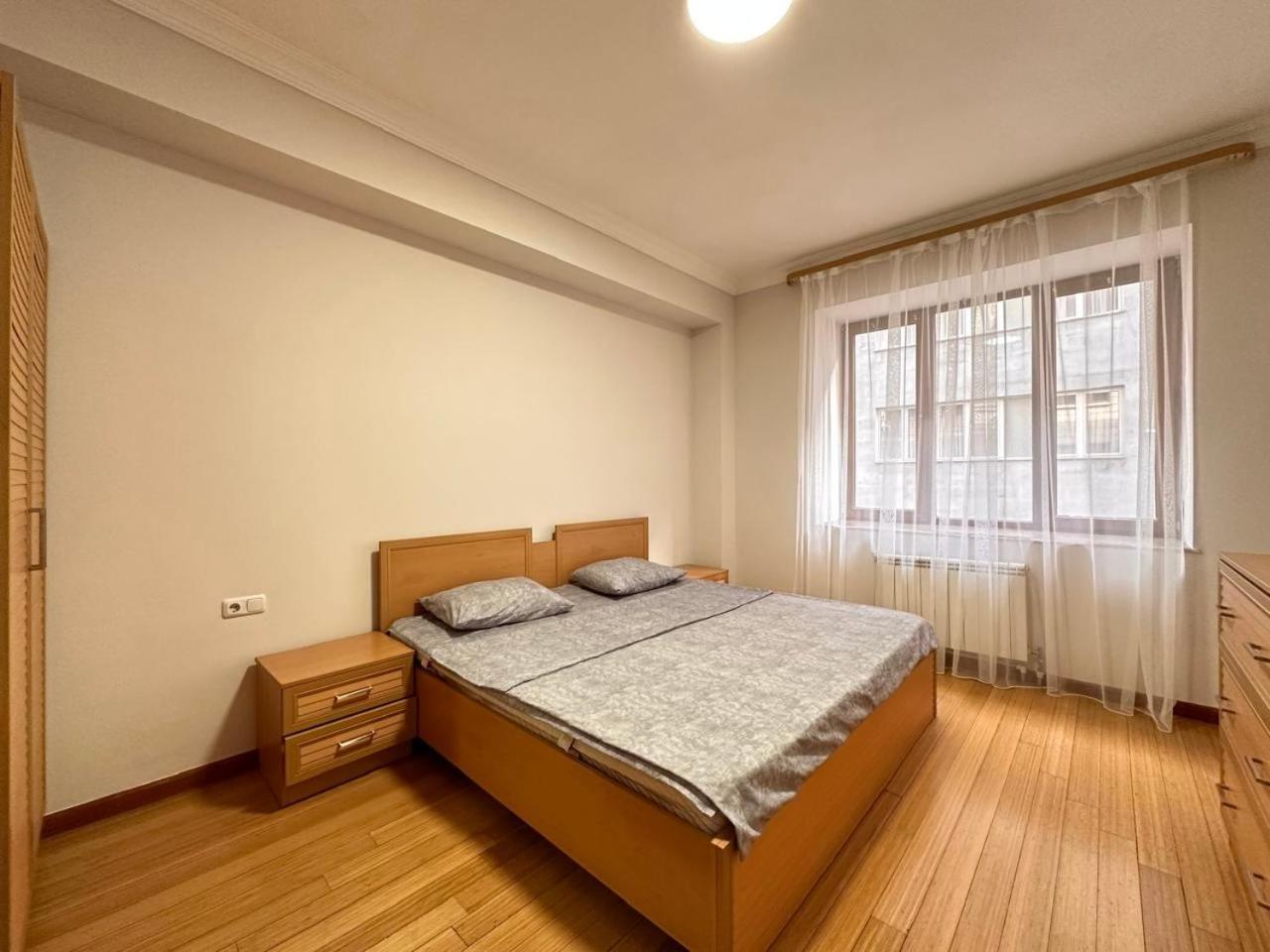 Hotel California Boutique Erywań Zewnętrze zdjęcie