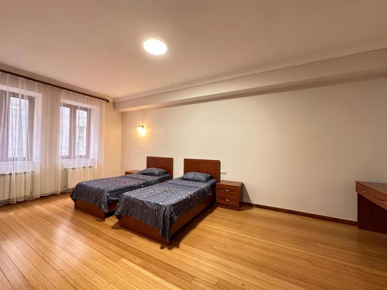 Hotel California Boutique Erywań Zewnętrze zdjęcie