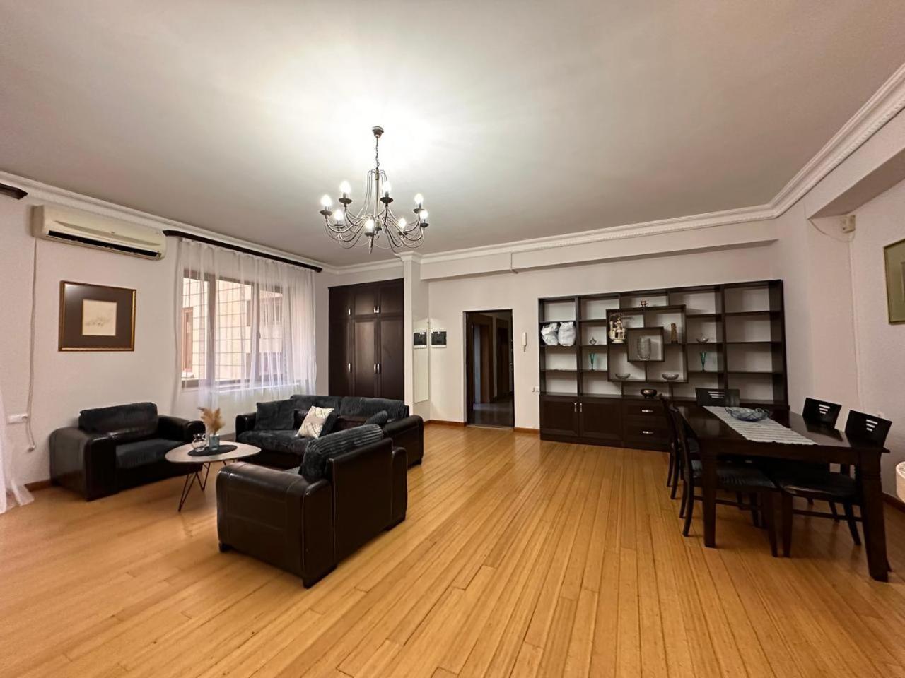 Hotel California Boutique Erywań Zewnętrze zdjęcie