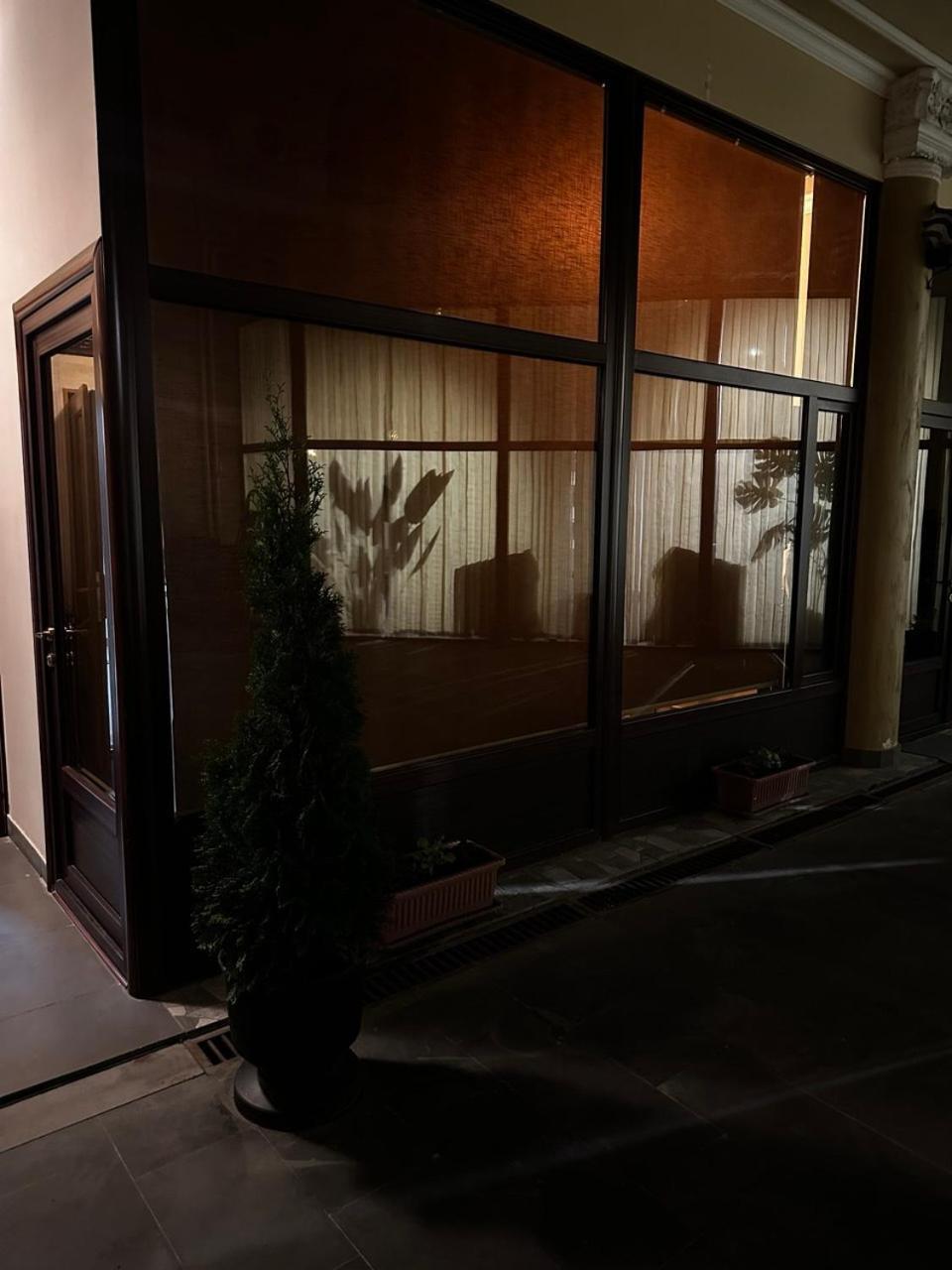 Hotel California Boutique Erywań Zewnętrze zdjęcie